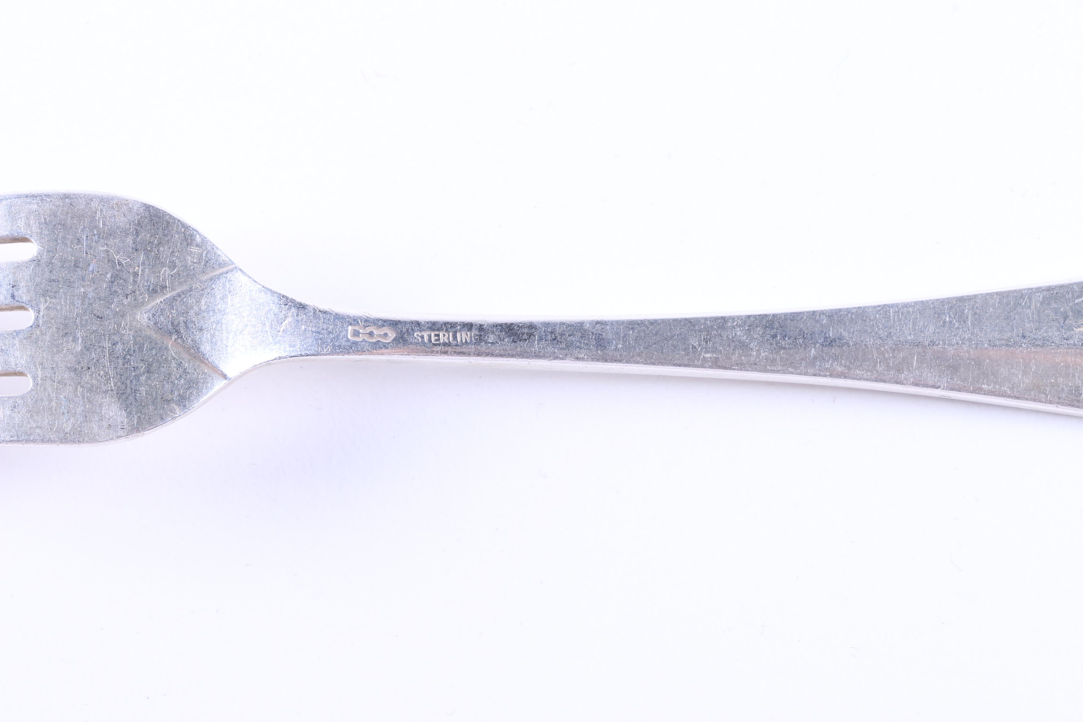 Dominck & Haff "Pointed Antique #9-Engraved" Sterling Silver Youth Utensils