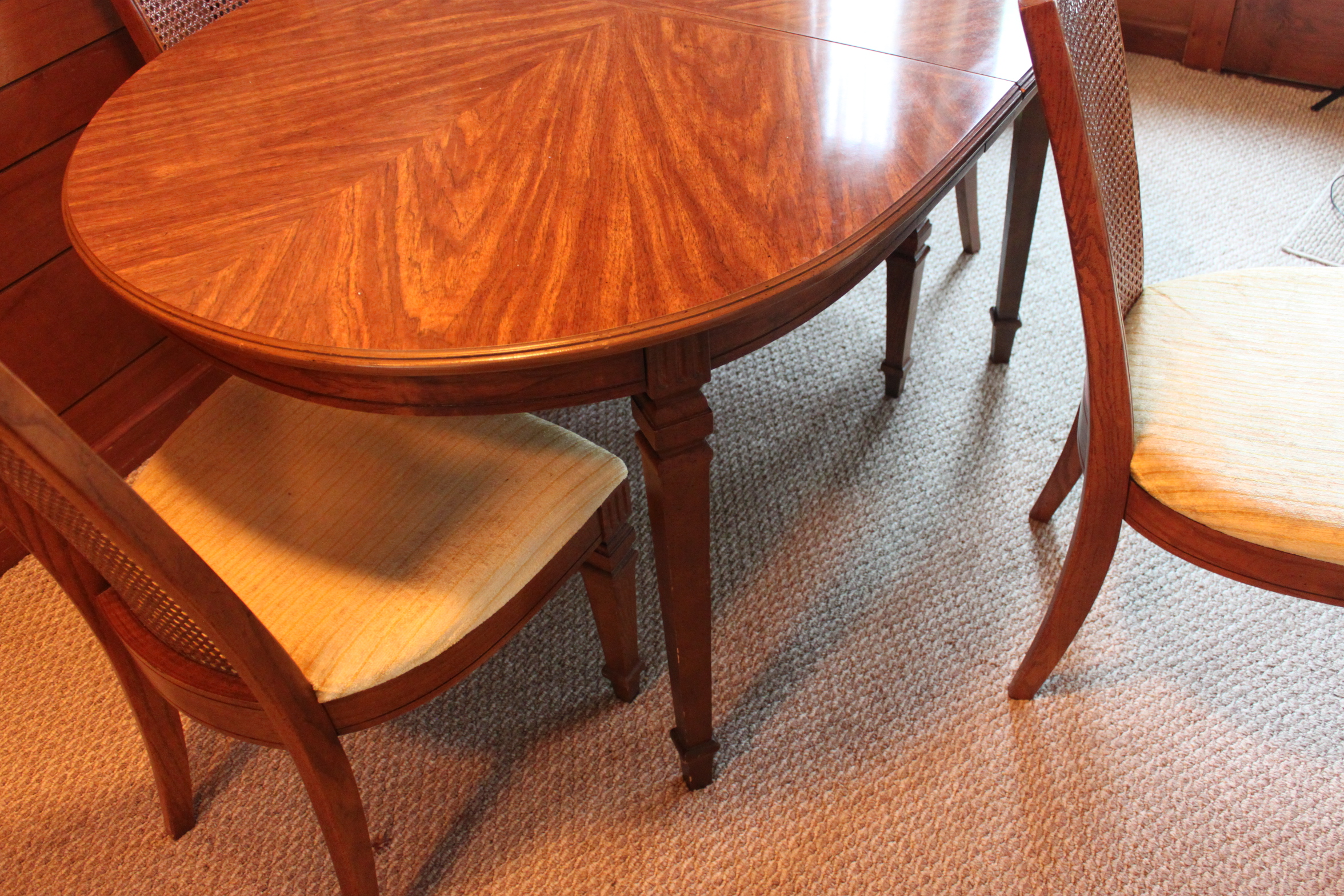 Vintage Broyhill Federal Style Dining Table and Chairs