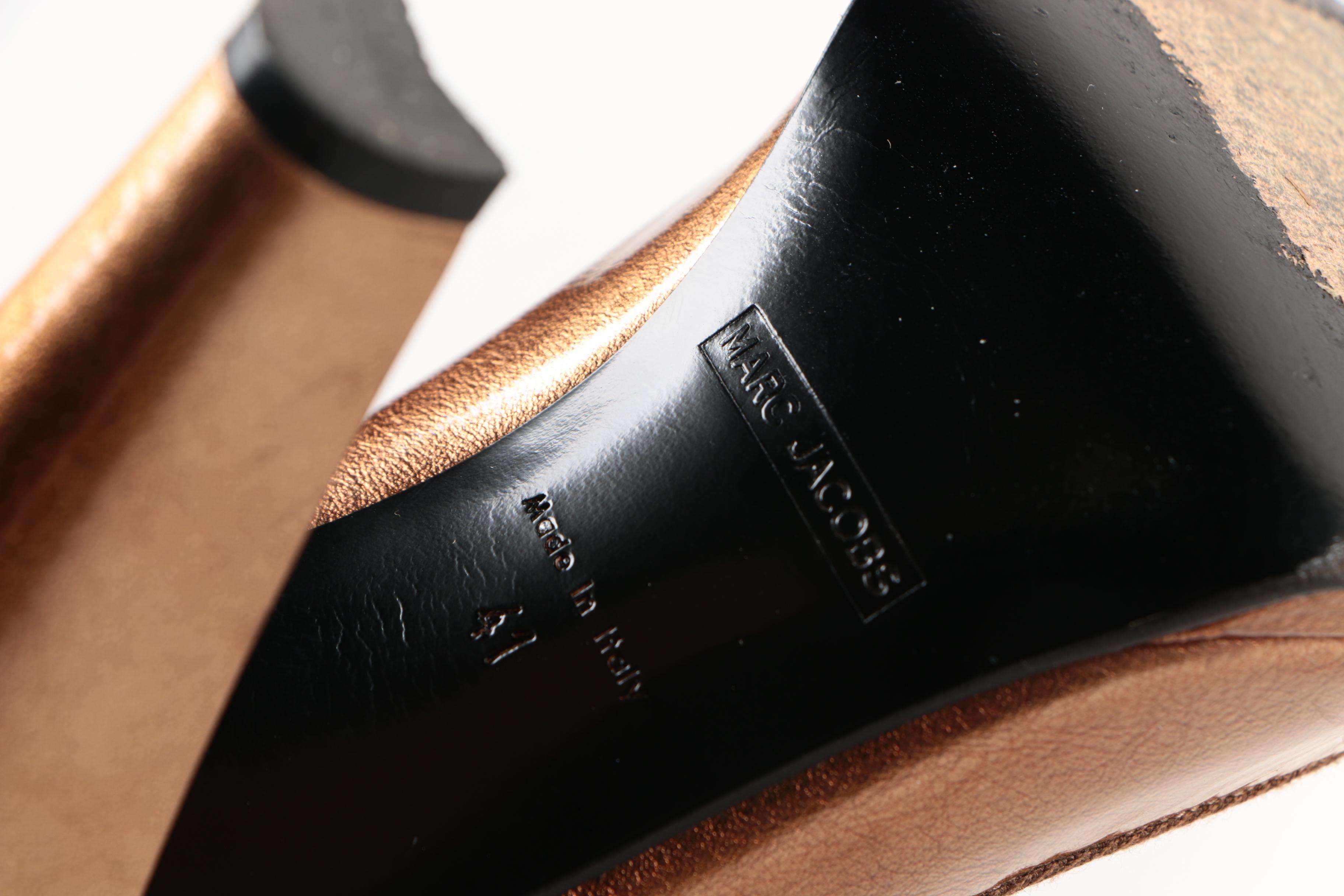 Marc Jacobs Metallic Bronze Leather Pumps
