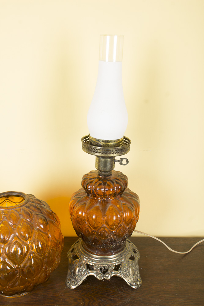 Glass Parlor Style Lamp