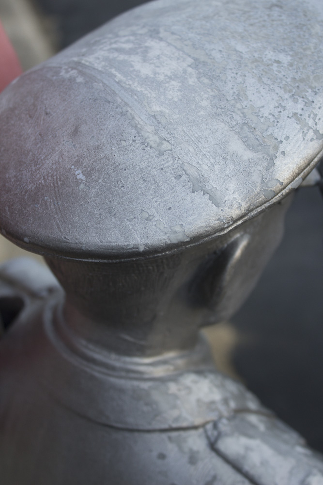 Saluting Soldier Statue