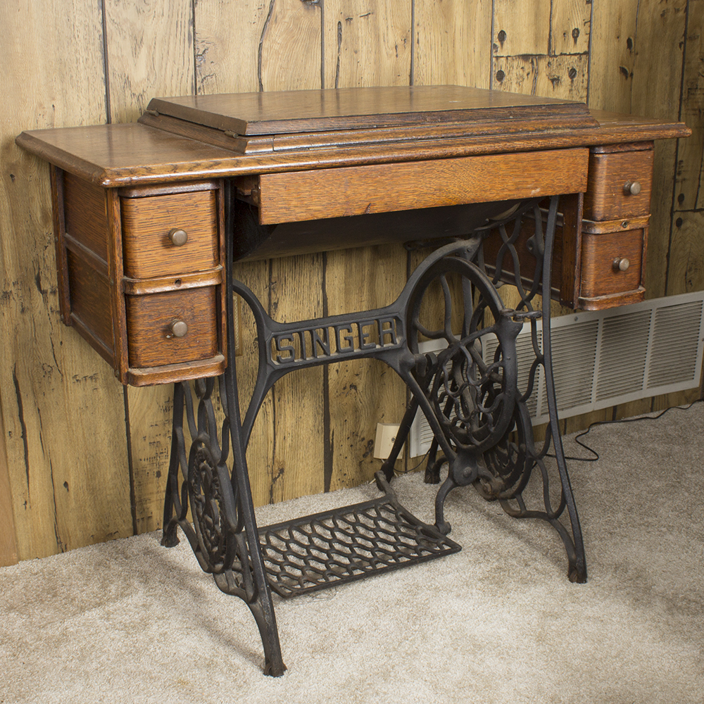Semi-Antique Singer Sewing Machine and Treadle Table