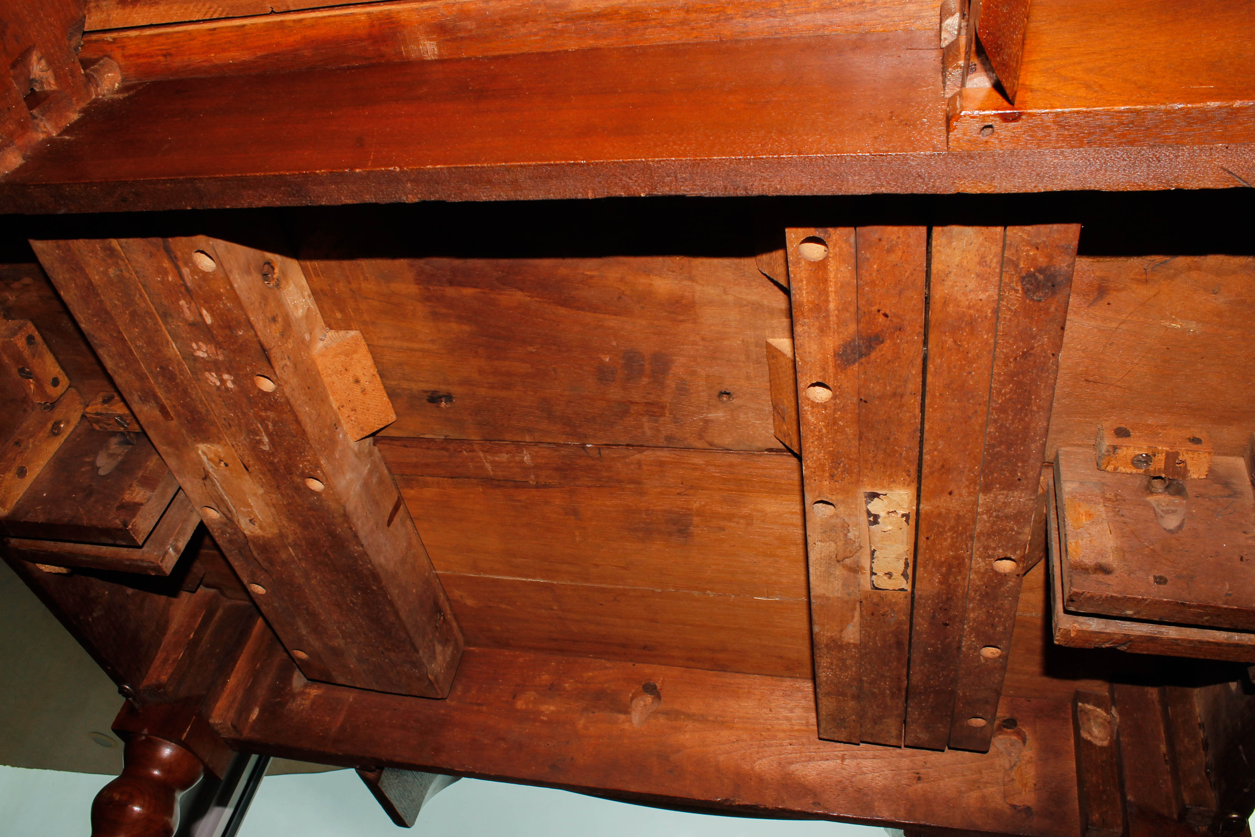 Antique Victorian Drop-Leaf Table with Bobbin-Turned Legs