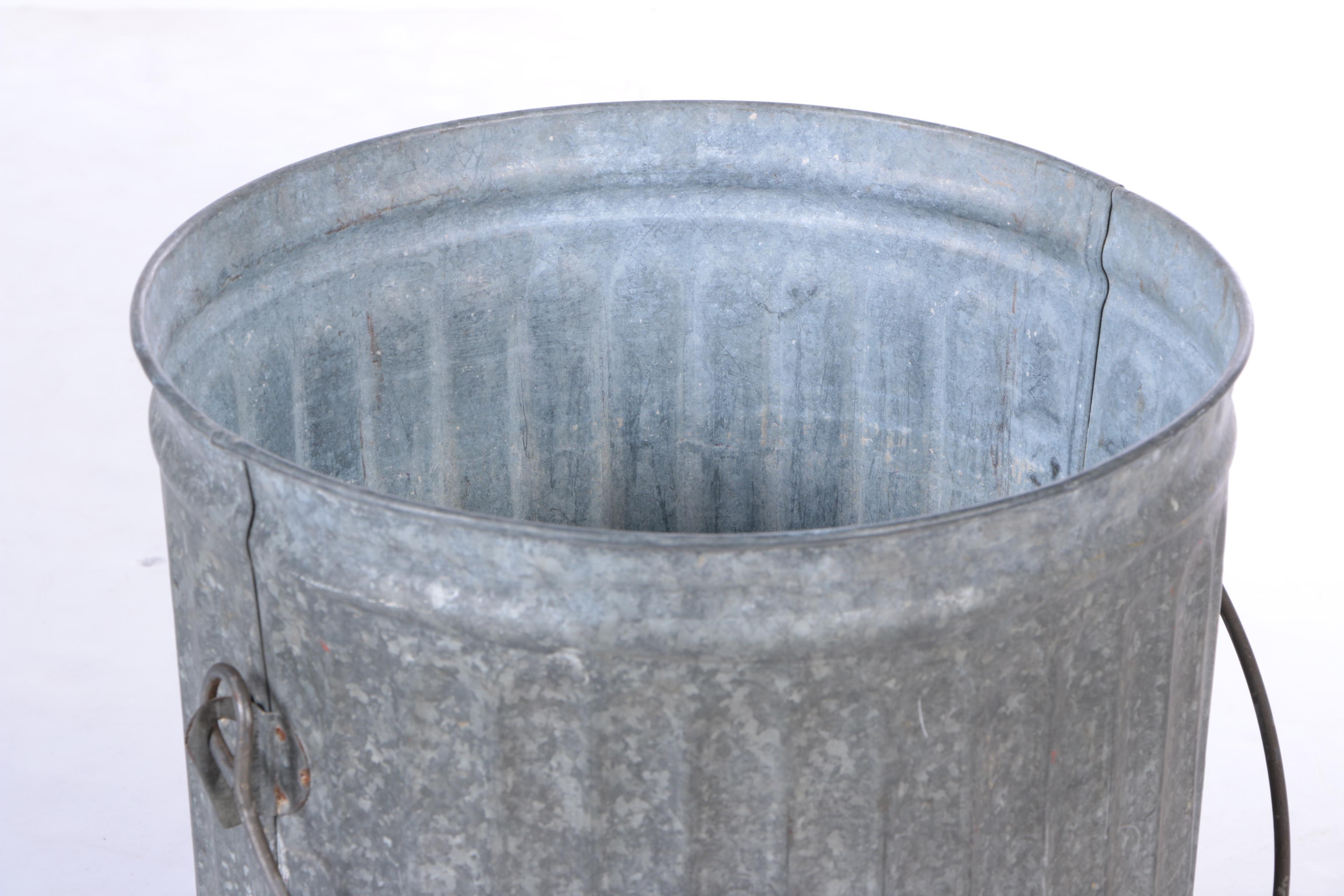 Galvanized Metal Bucket with Spigot