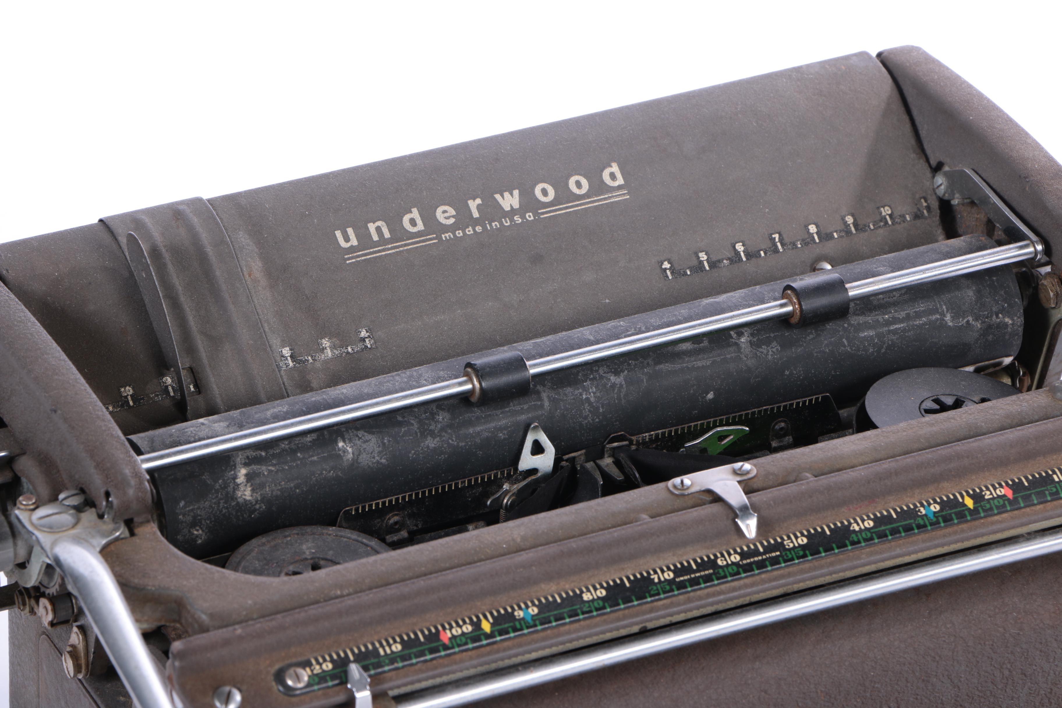Vintage Underwood Typewriter