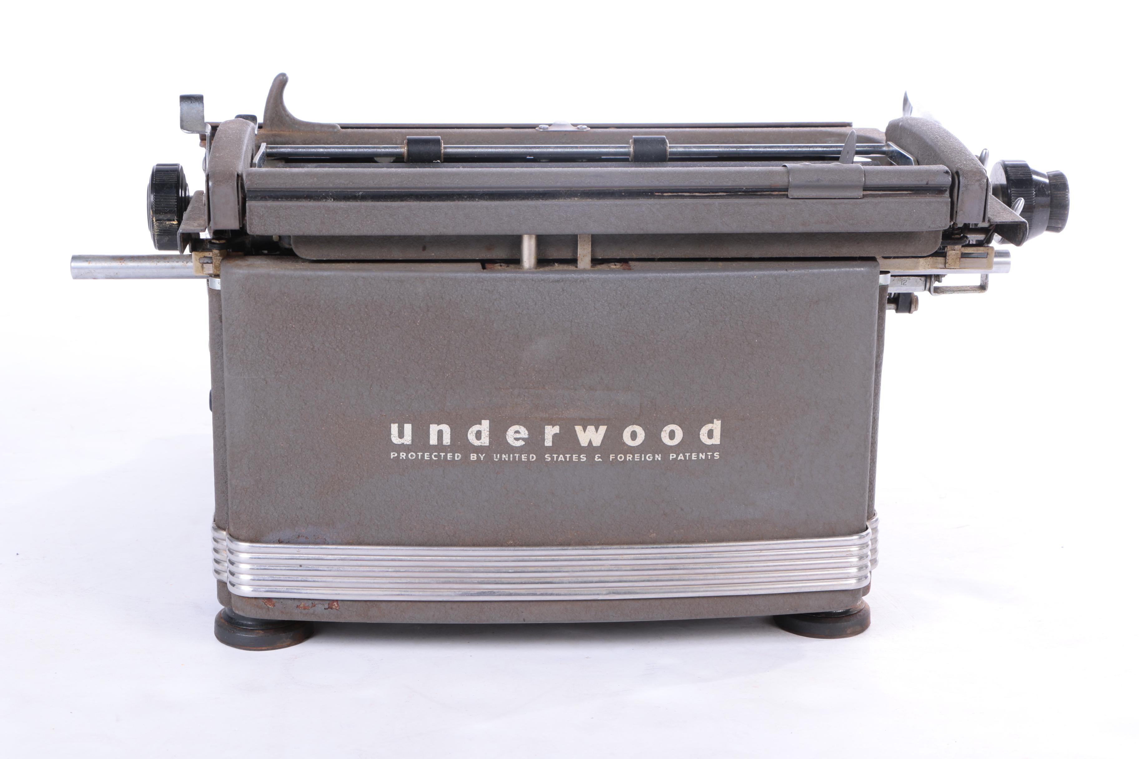 Vintage Underwood Typewriter