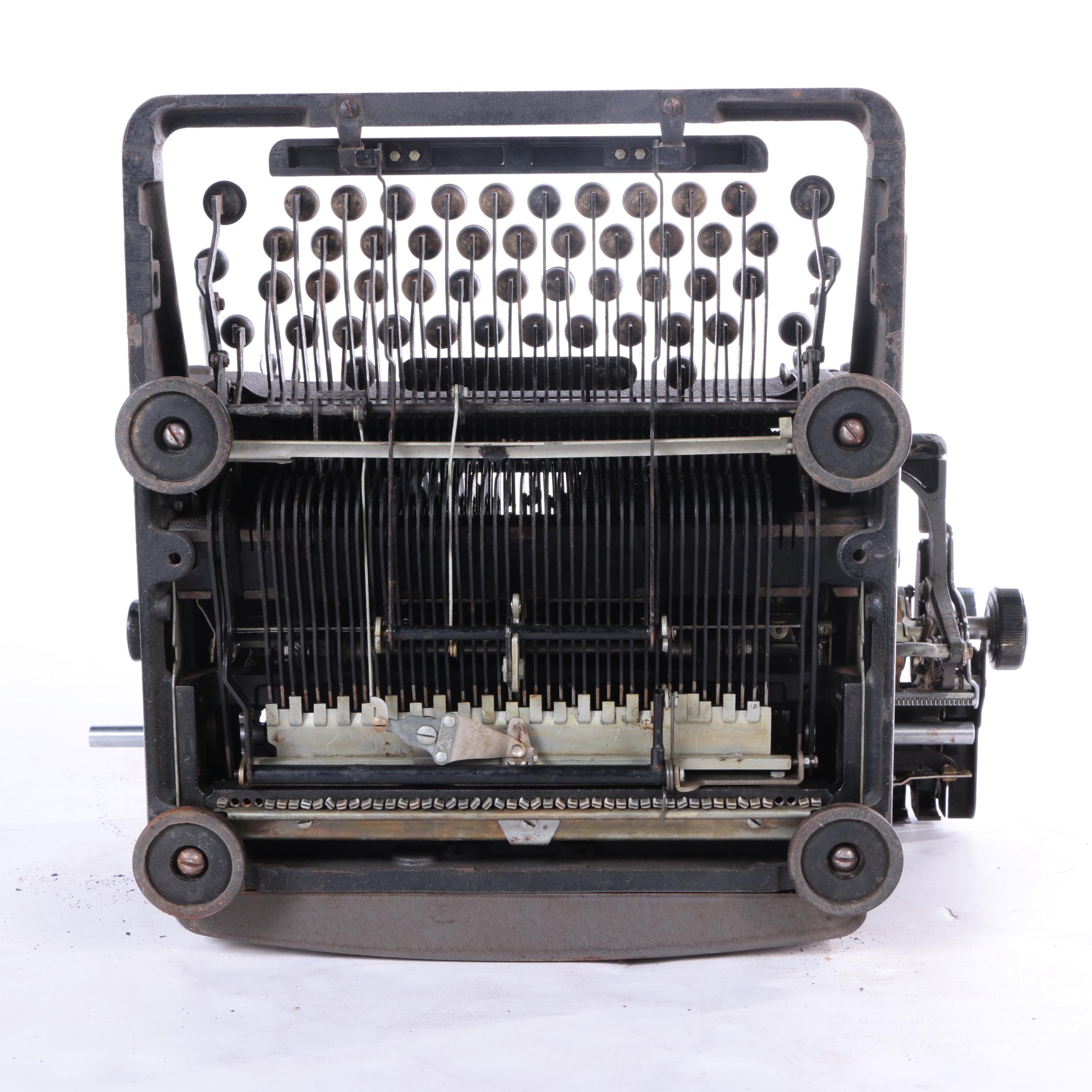 Vintage Underwood Typewriter