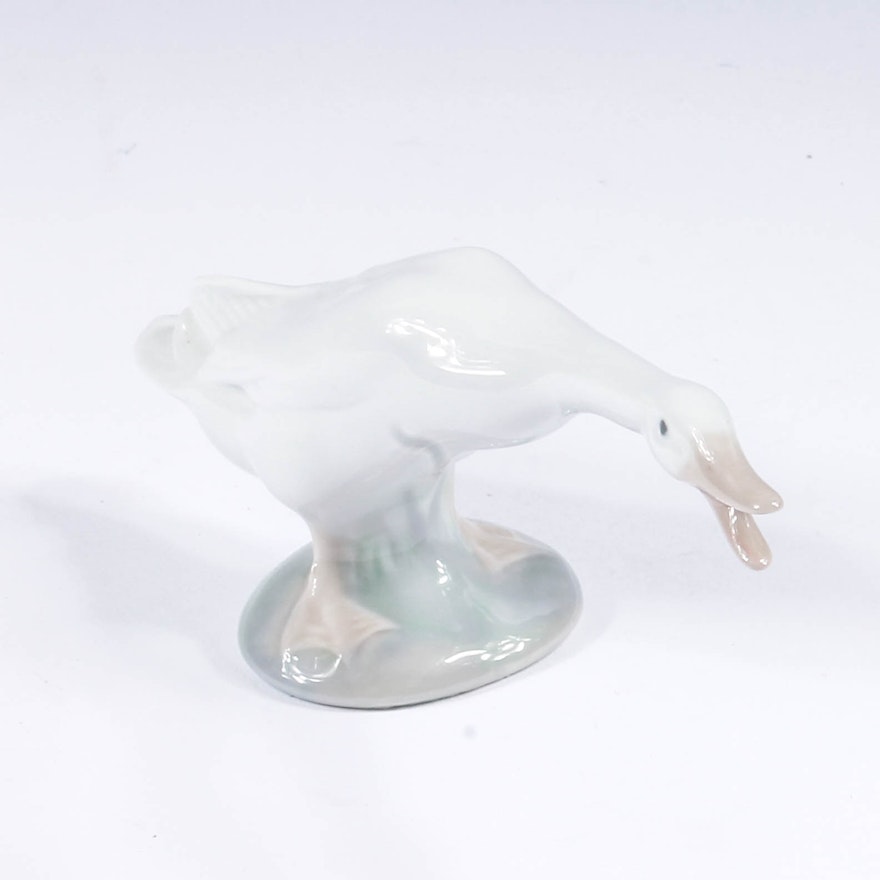 Lladró Goose Figurine