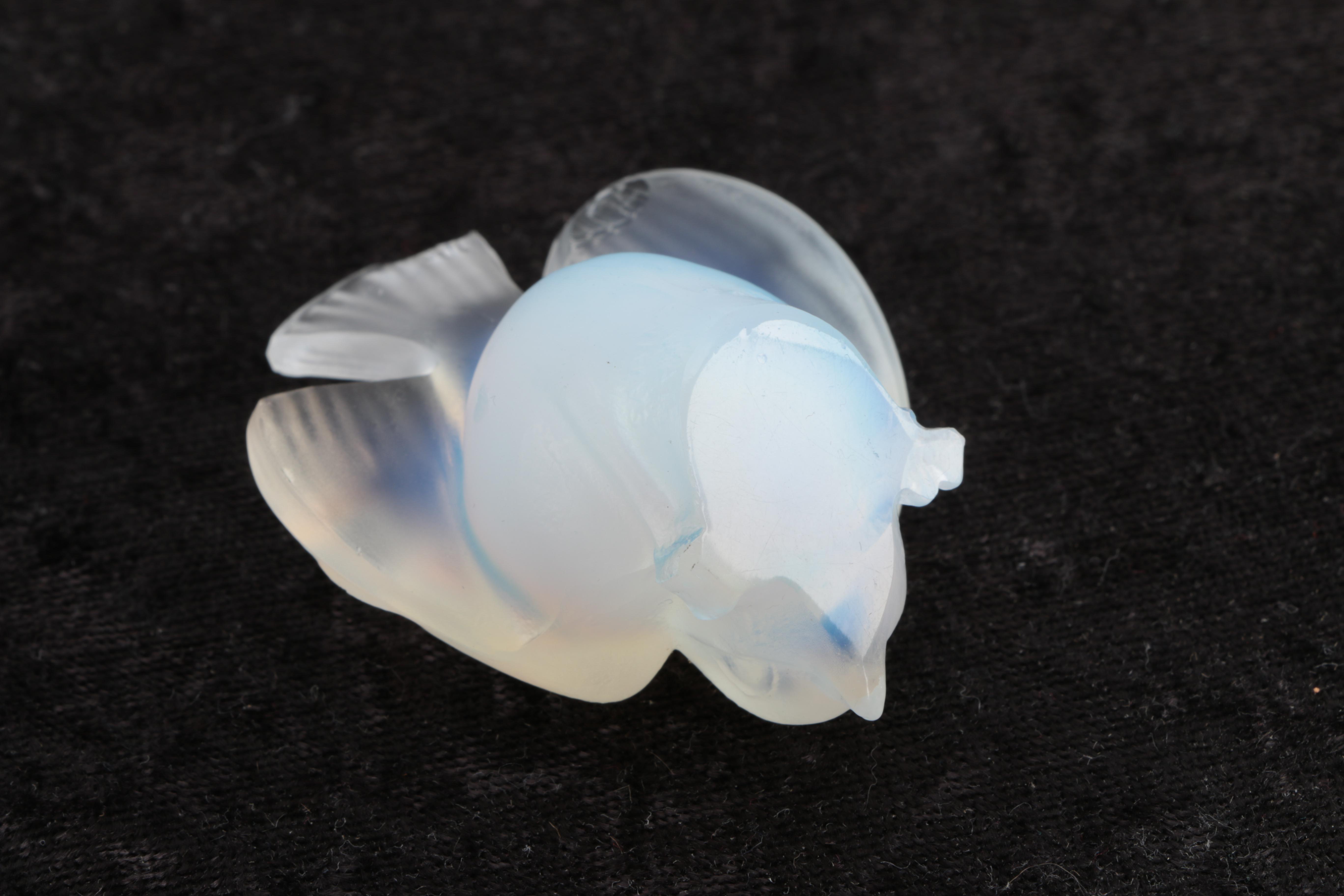 French Sabino Opalescent Glass Bird Figurine