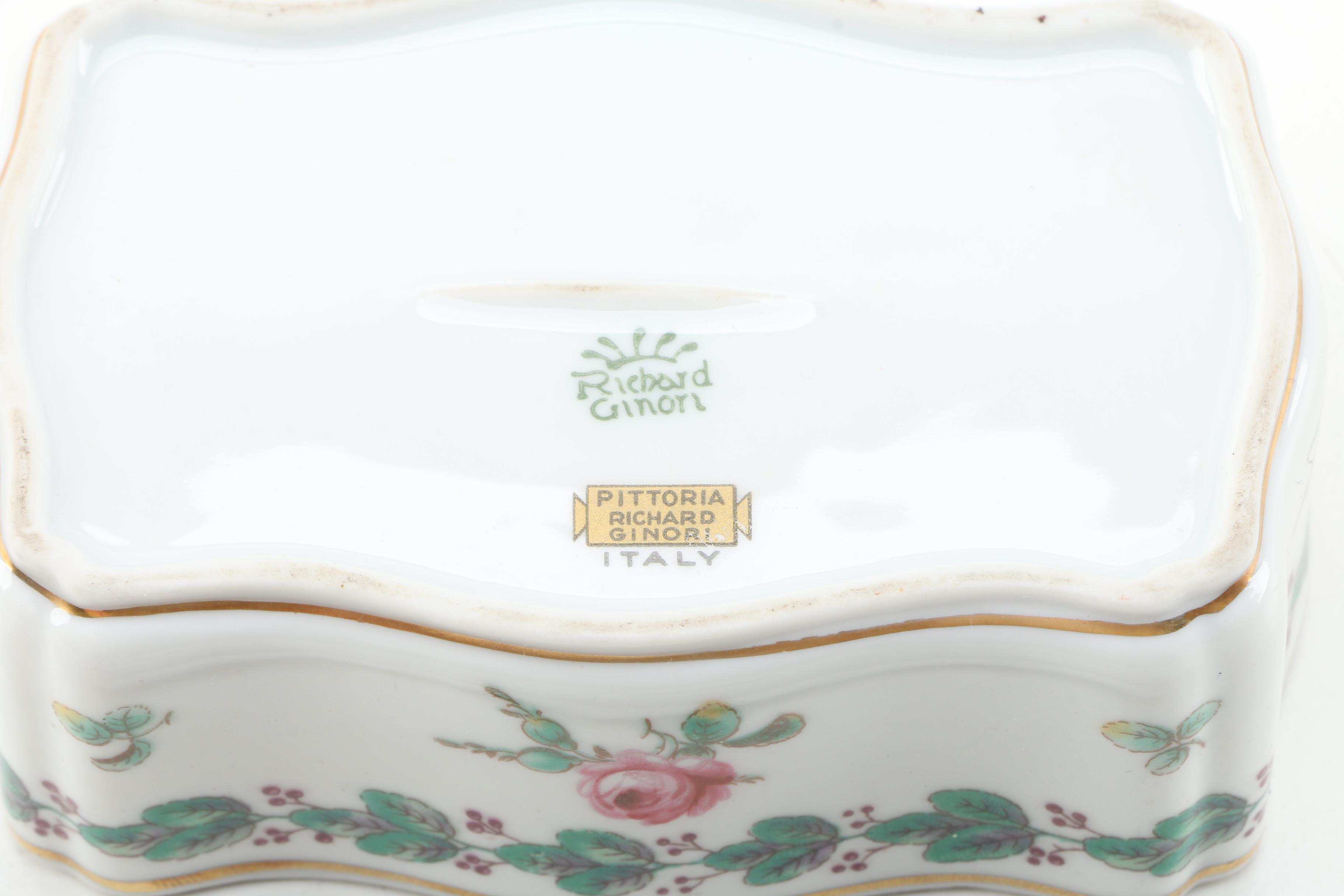 Richard Ginori Italian Porcelain Trinket Box