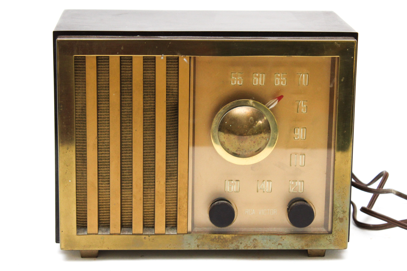 Vintage RCA Victor Radio