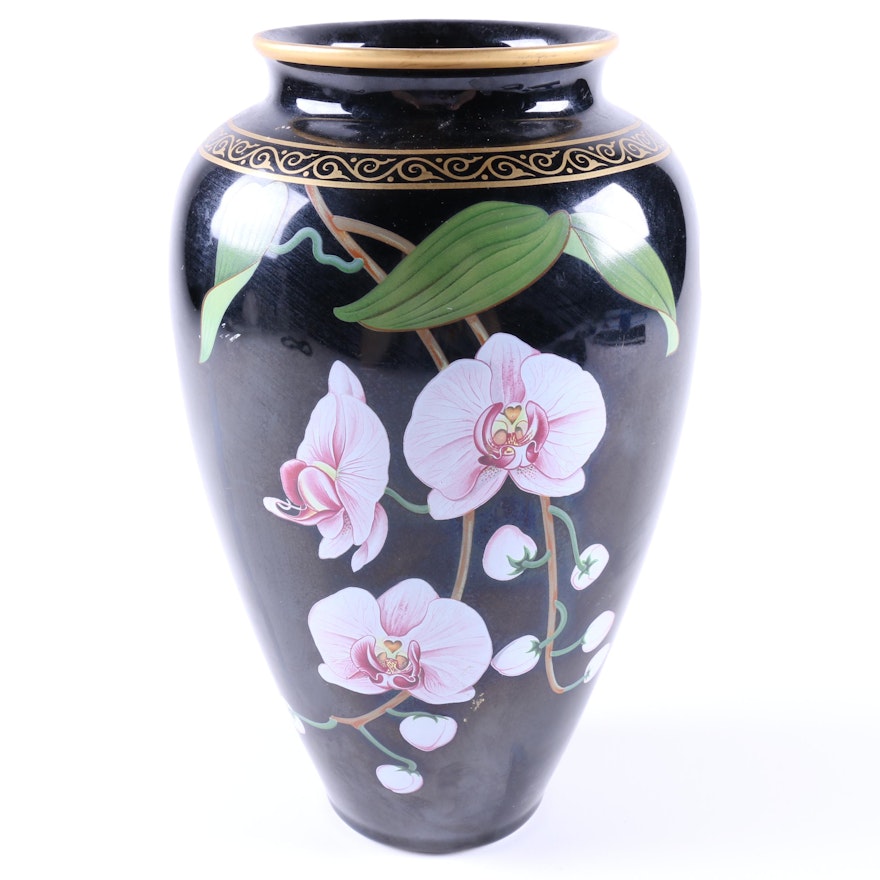 Makoto Miyagi Japanese "Vase of the Fragrant Orchid" Porcelain Vase