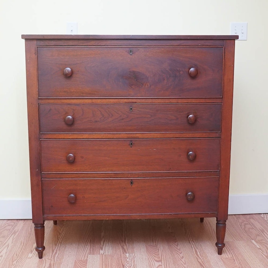 19th Century American Late Federal Walnut Chest of Drawers