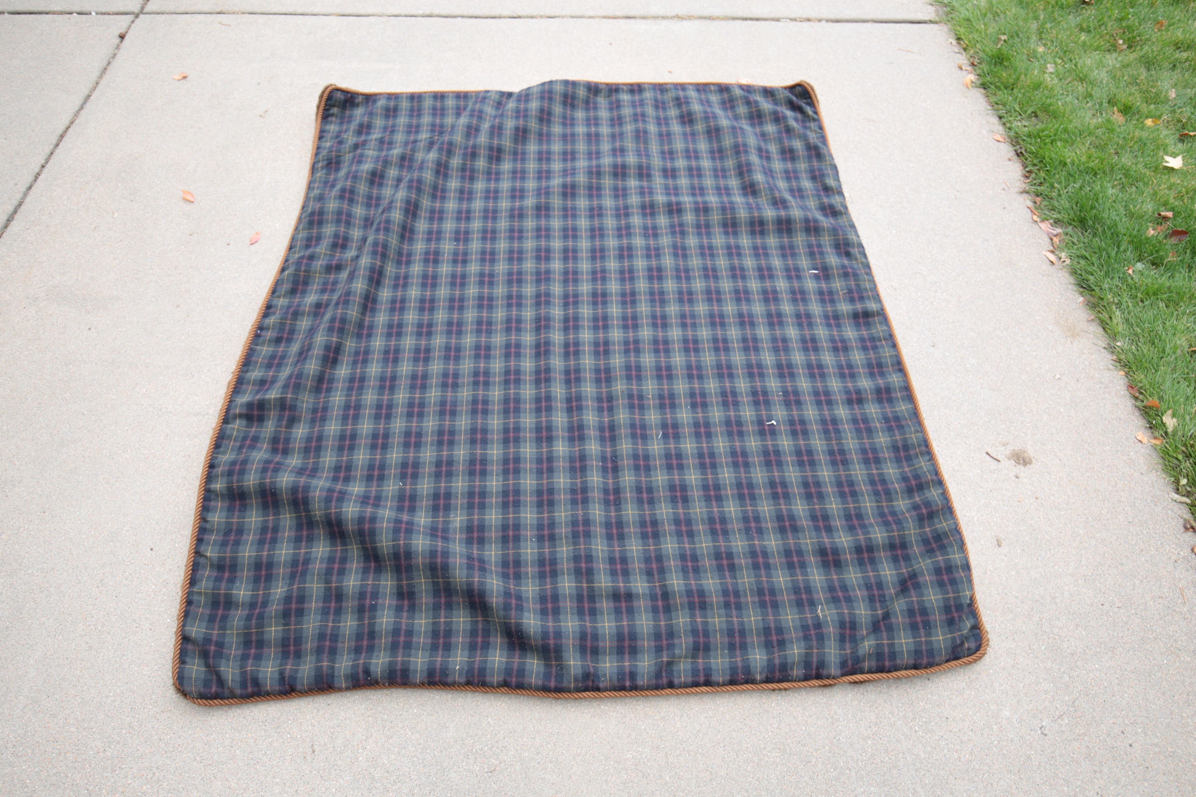 Reversible Faux Fur Throw