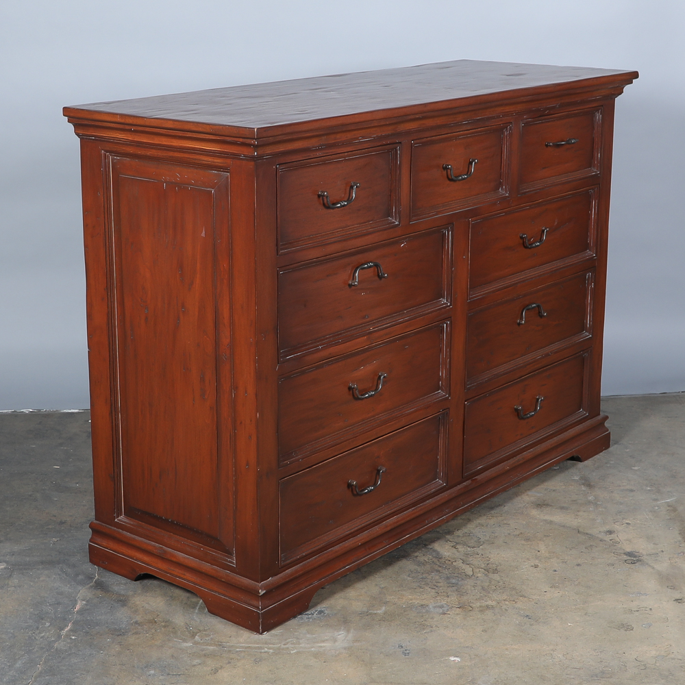 Vintage Chest of Drawers