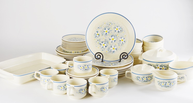 Lenox Temper-ware "Dew Drops" Dinnerware, Set of Eight and Serveware