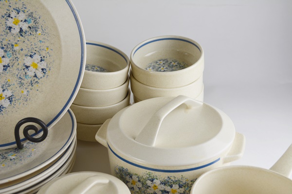 Lenox Temper-ware "Dew Drops" Dinnerware, Set of Eight and Serveware