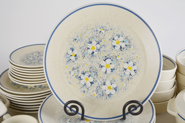 Lenox Temper-ware "Dew Drops" Dinnerware, Set of Eight and Serveware