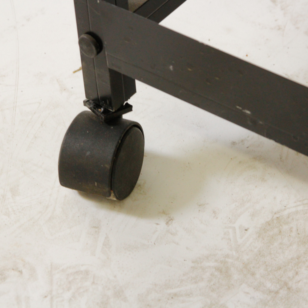 Hydroponic Shelving Unit with Lighting