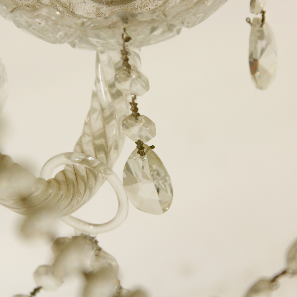 Traditional Style Glass Chandelier