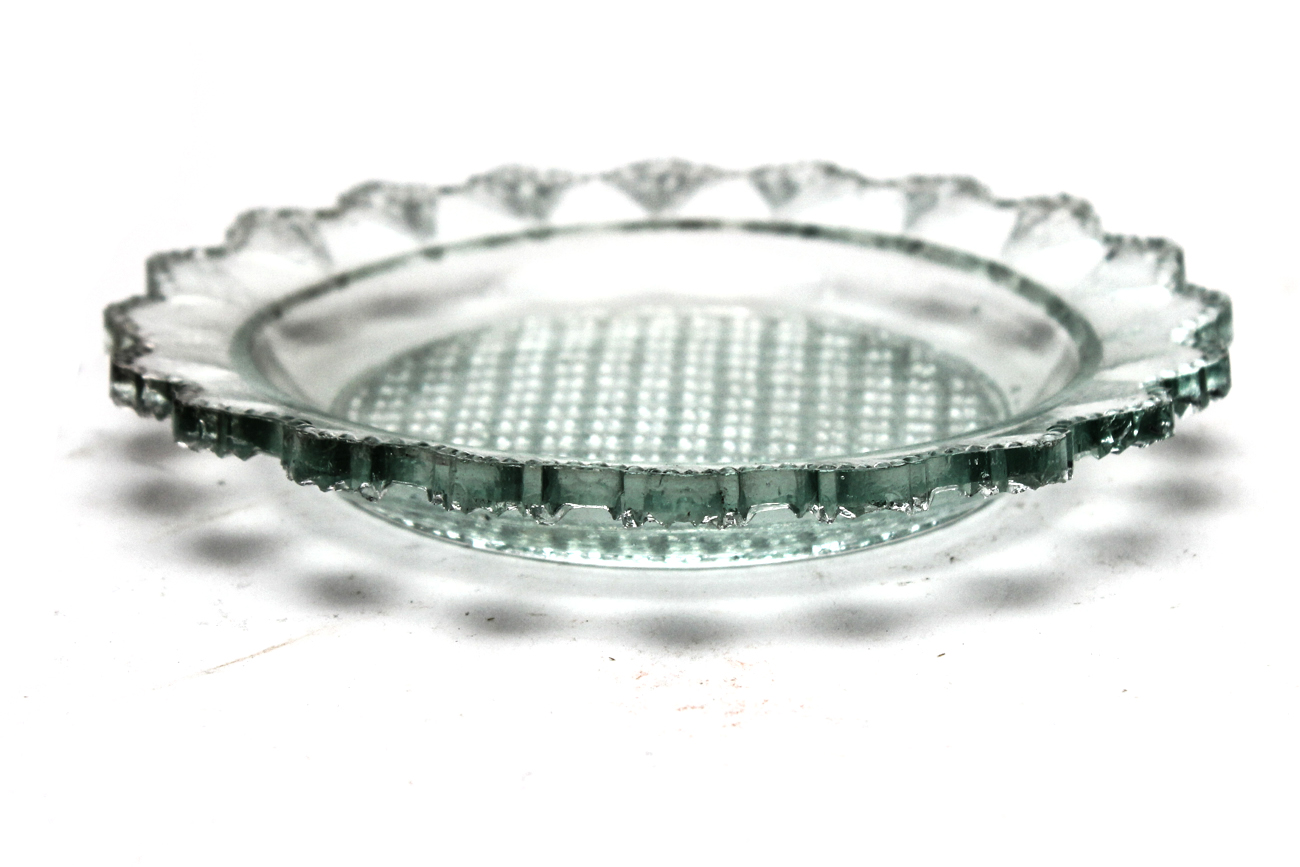 Antique Early Pressed Glass Plate In Light Green By Boston and Sandwich Company