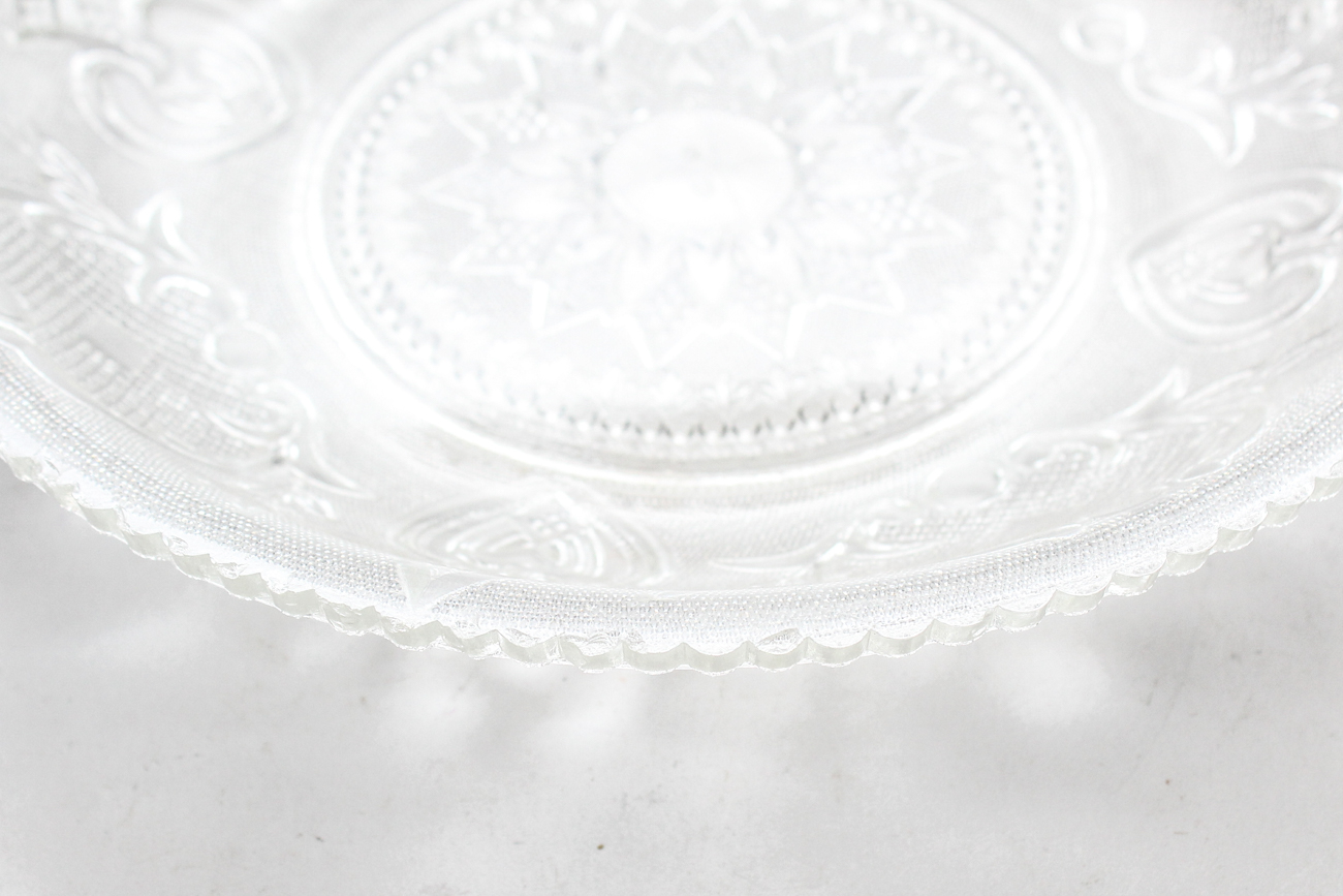 Antique 10" Lacy Bowl With a "Princess Feather" Pattern By Sandwich Glass