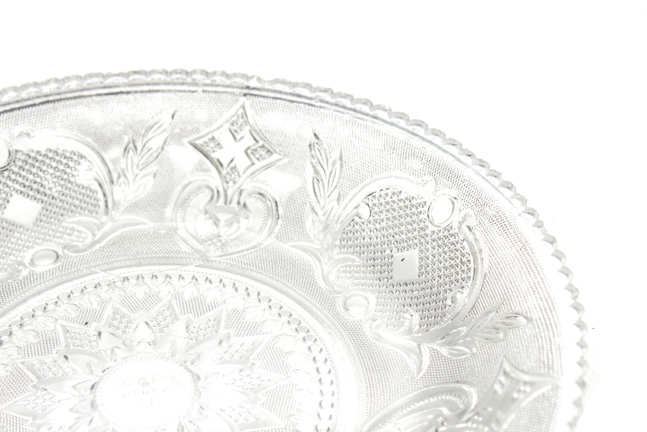 Antique 10" Lacy Bowl With a "Princess Feather" Pattern By Sandwich Glass