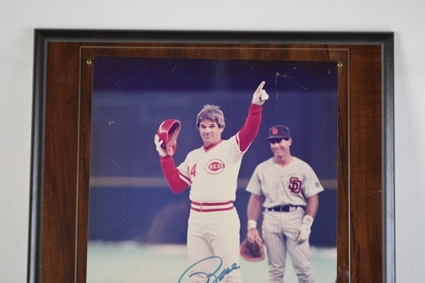 Pete Rose Signed "Baseballs All Time Hit King" Framed Photograph