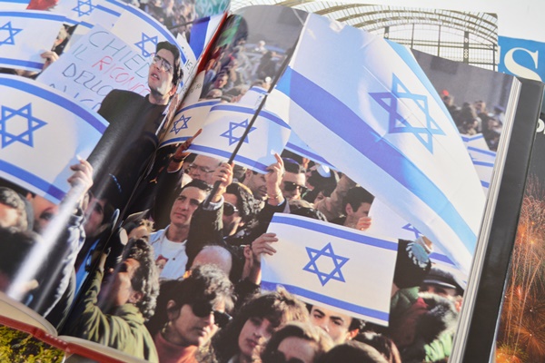 Coffee Table Hardcover Books