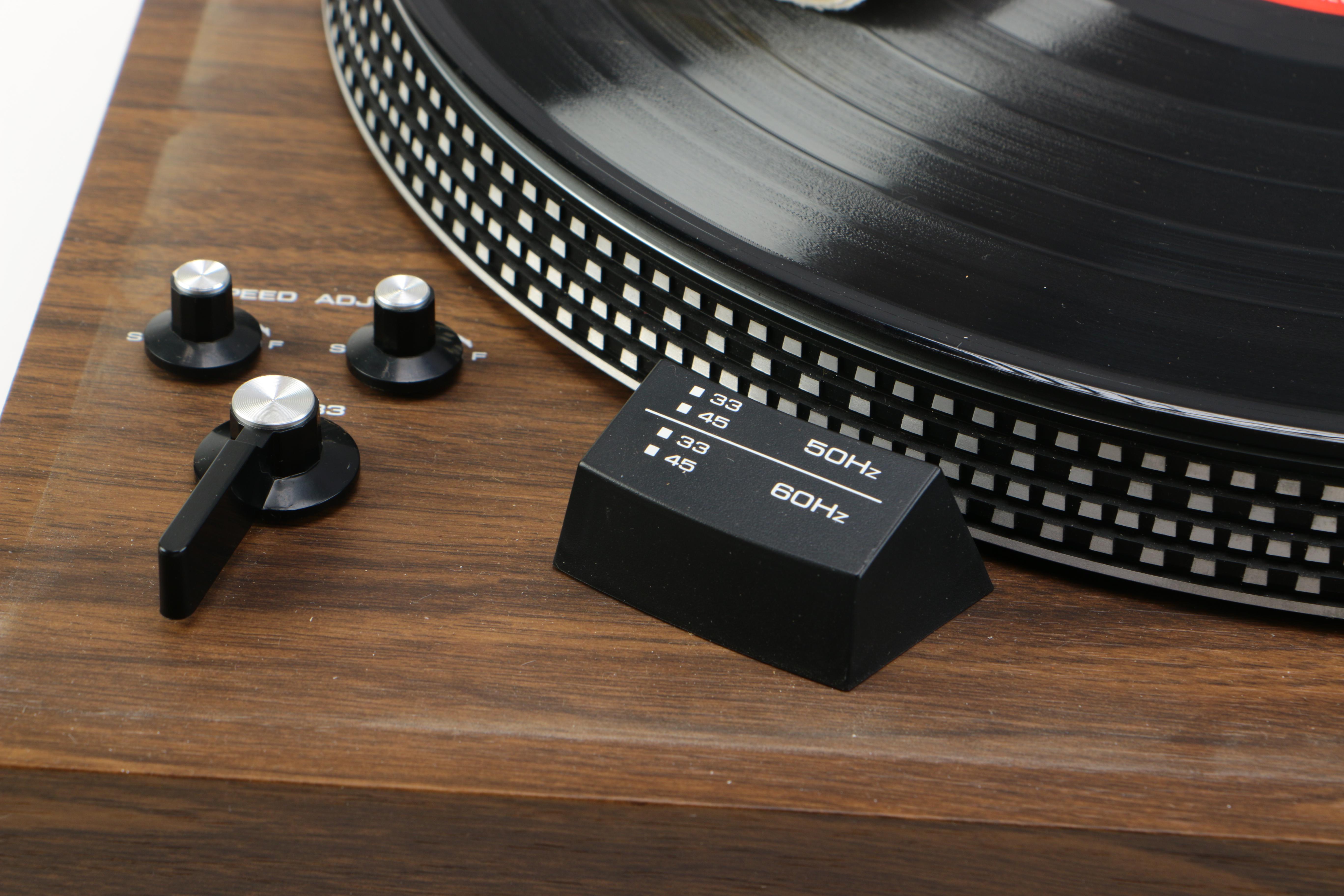 Realistic Turntable and Audio Accessories