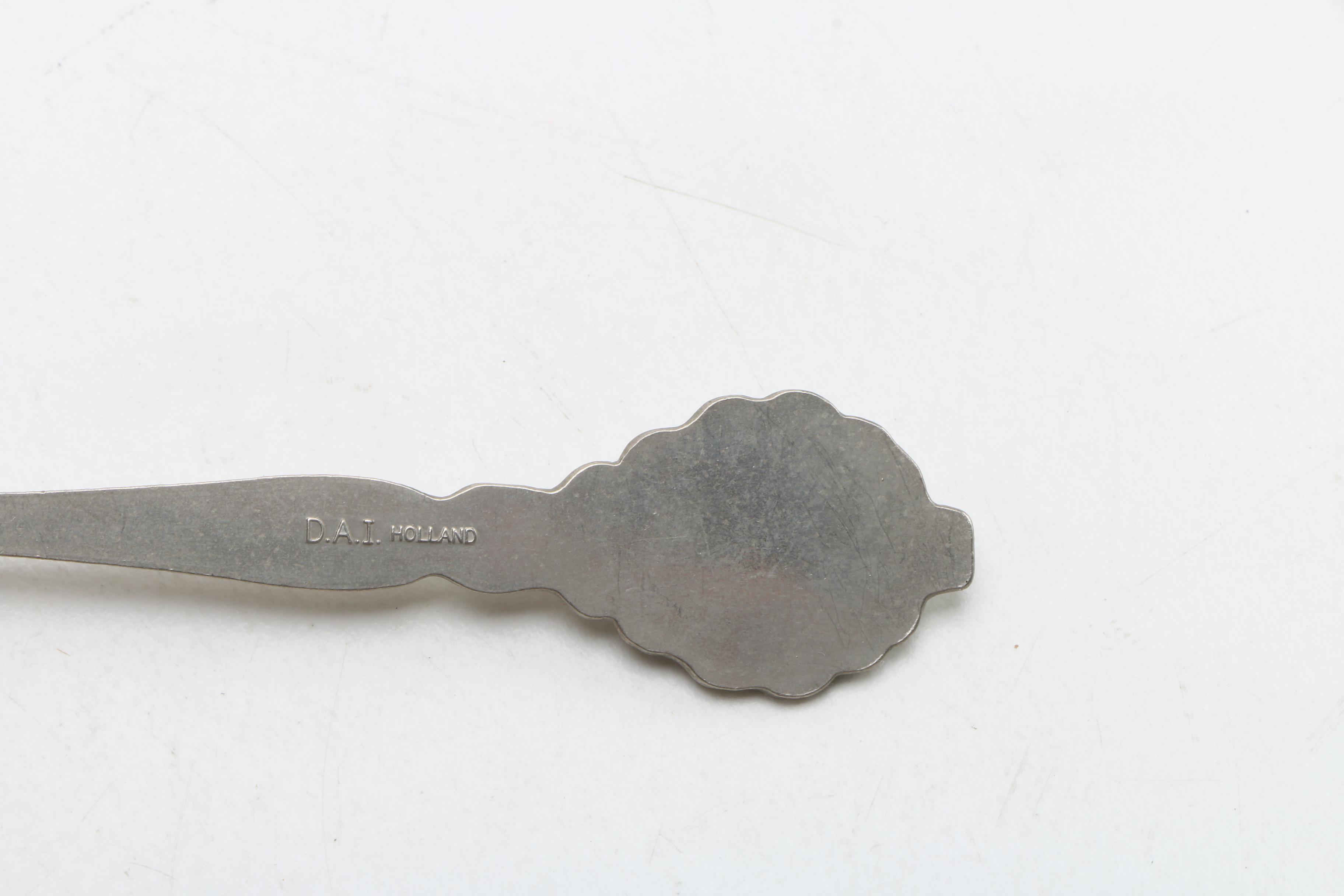 Collection of Vintage Silver Plate Souvenir Spoons and American Spoons