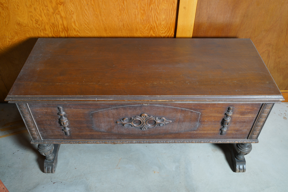 Vintage Italian Renaissance-Style Cedar Chest by Lane