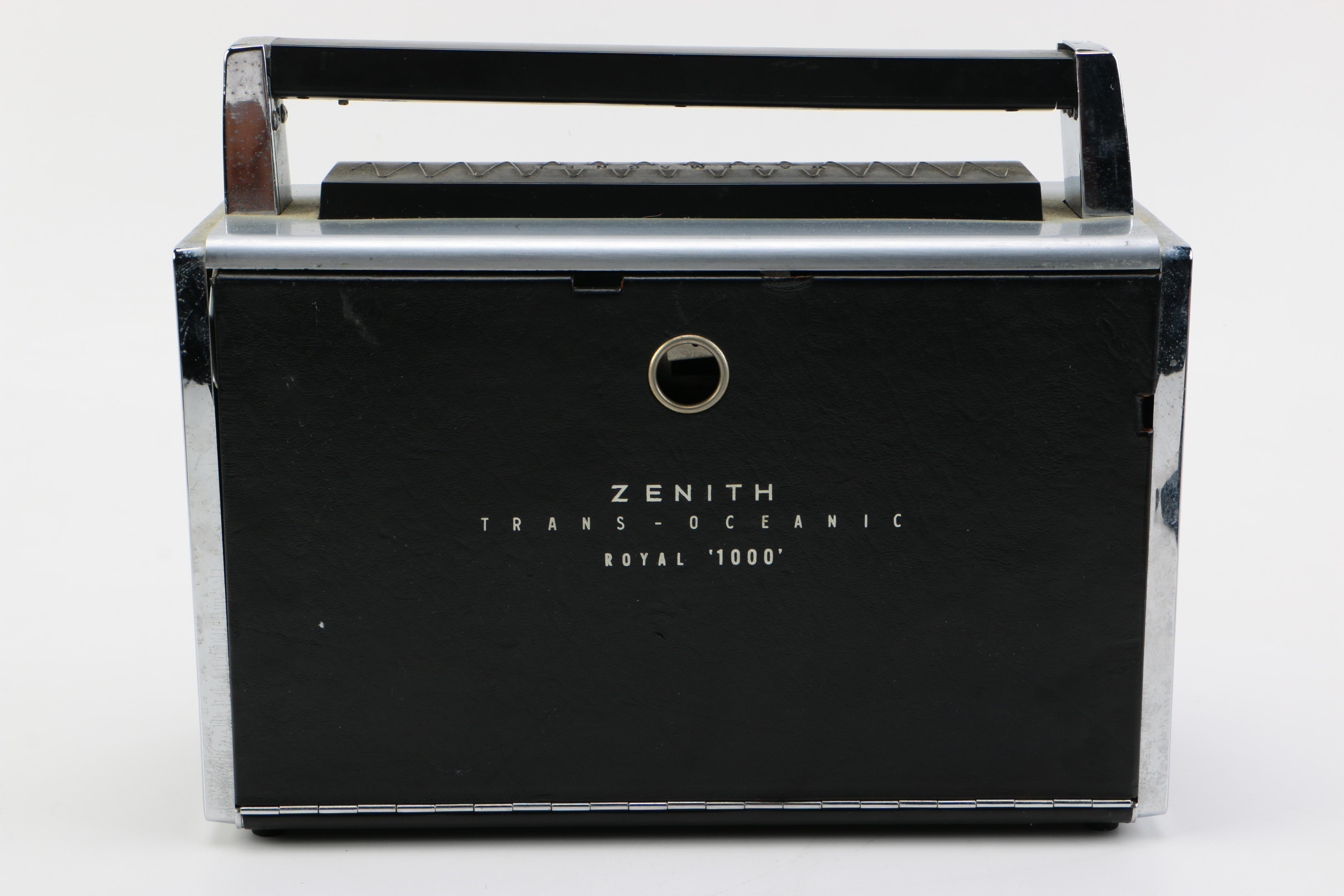 Zenith Royal 1000 Trans Oceanic Radio