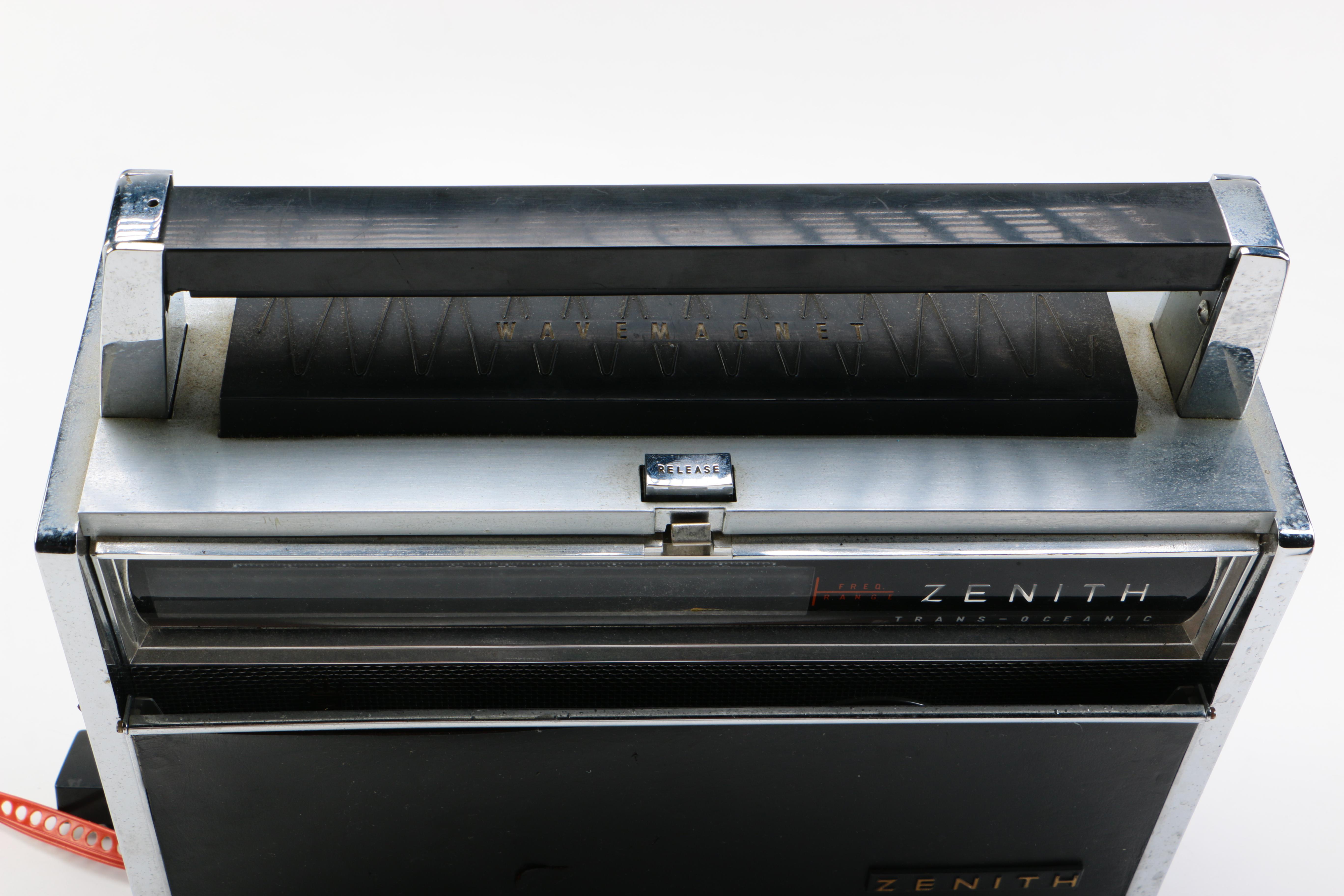 Zenith Royal 1000 Trans Oceanic Radio