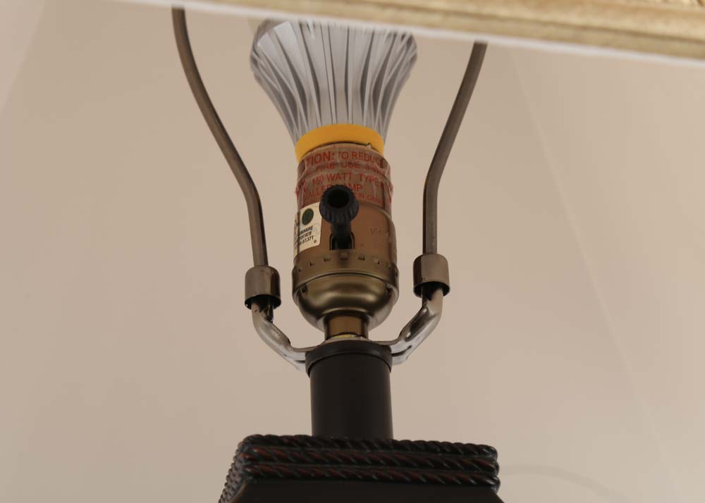 Contemporary Ceramic Table Lamp