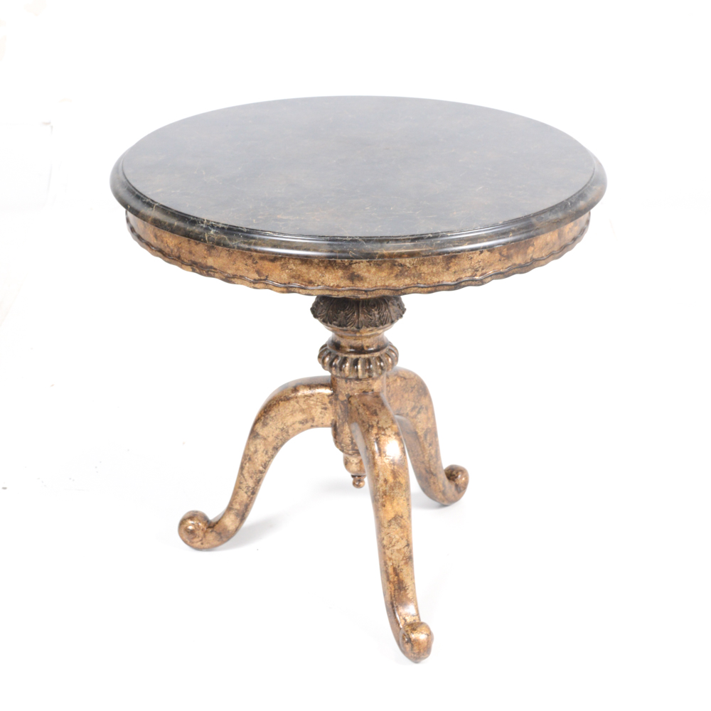 Grecian-Inspired Round Table