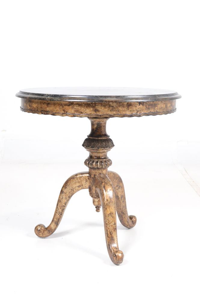 Grecian-Inspired Round Table