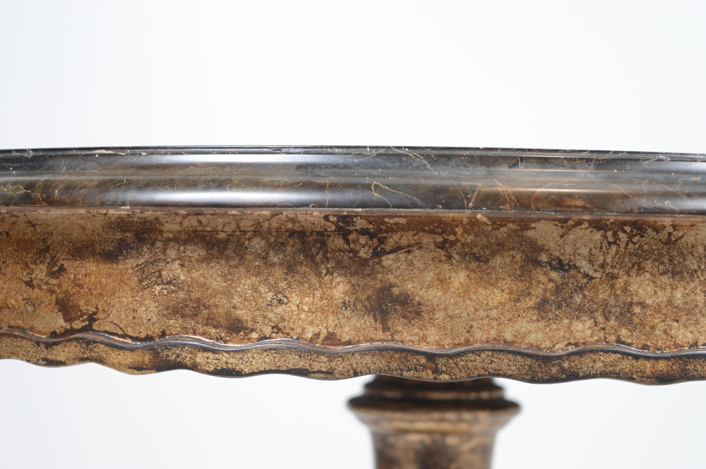 Grecian-Inspired Round Table