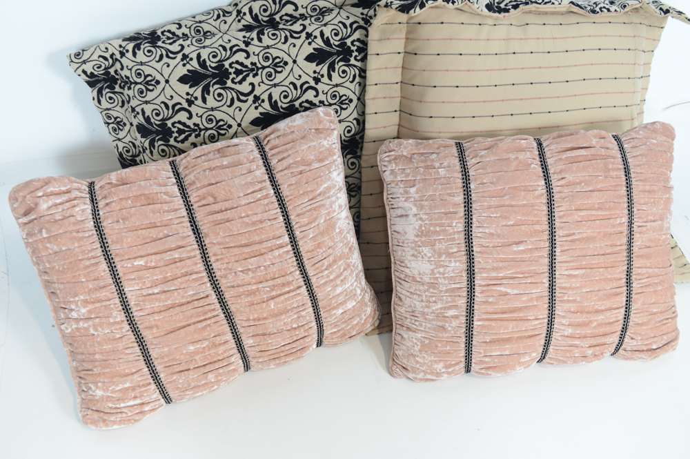 Crushed Velvet and Damask Bedding Set