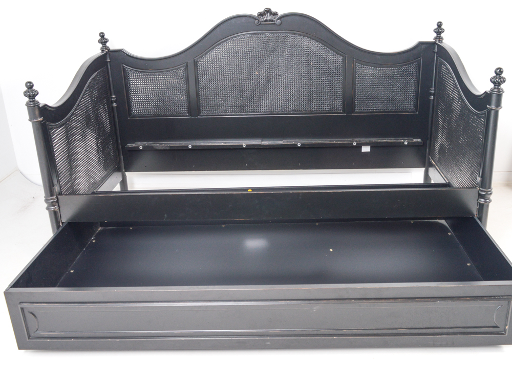 Stanley Trundle Storage Daybed