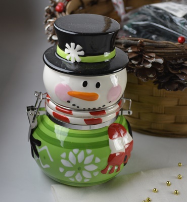 Christmas and Seasonal Decor