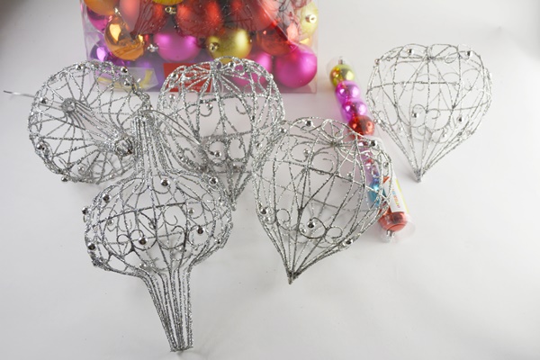 Christmas Metal Ornaments