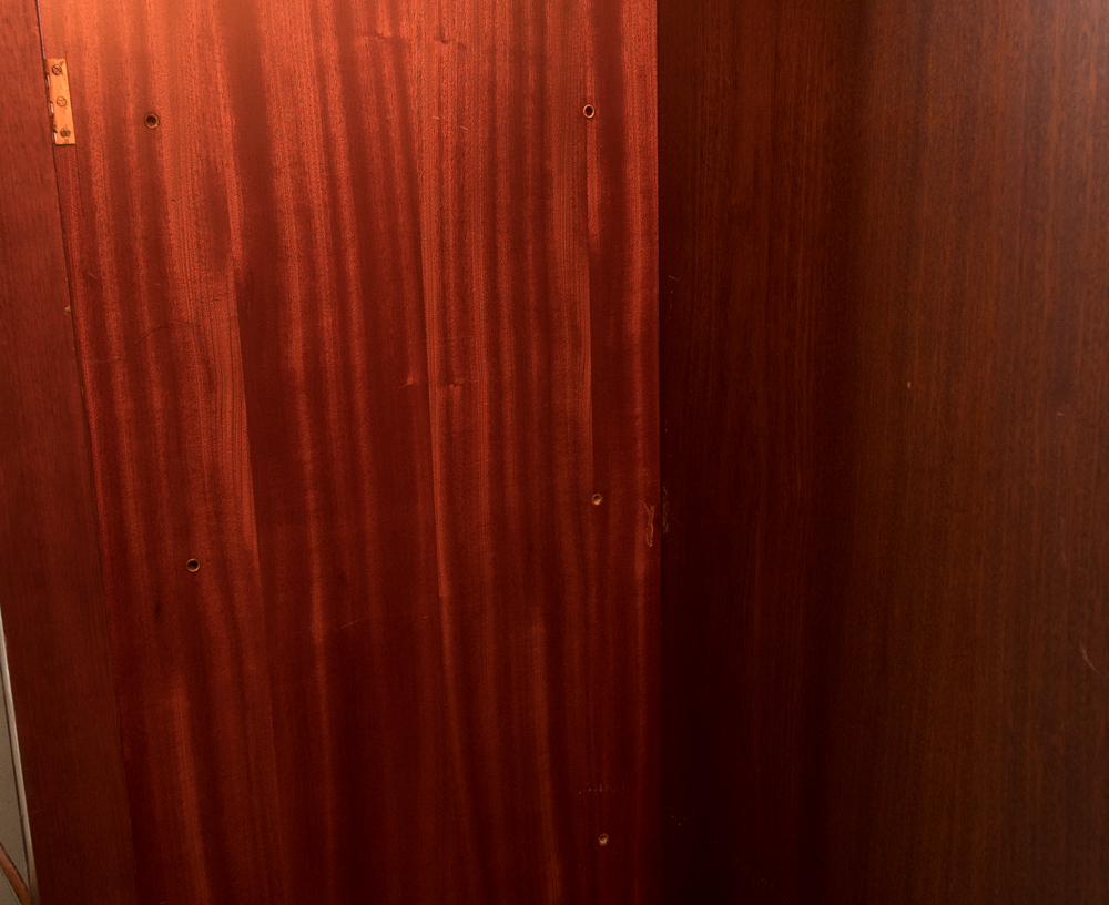 Vintage Hepplewhite Style Mahogany Display Cabinet