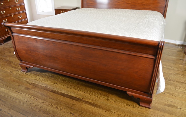 Stickley Cherry King Sleigh Bed