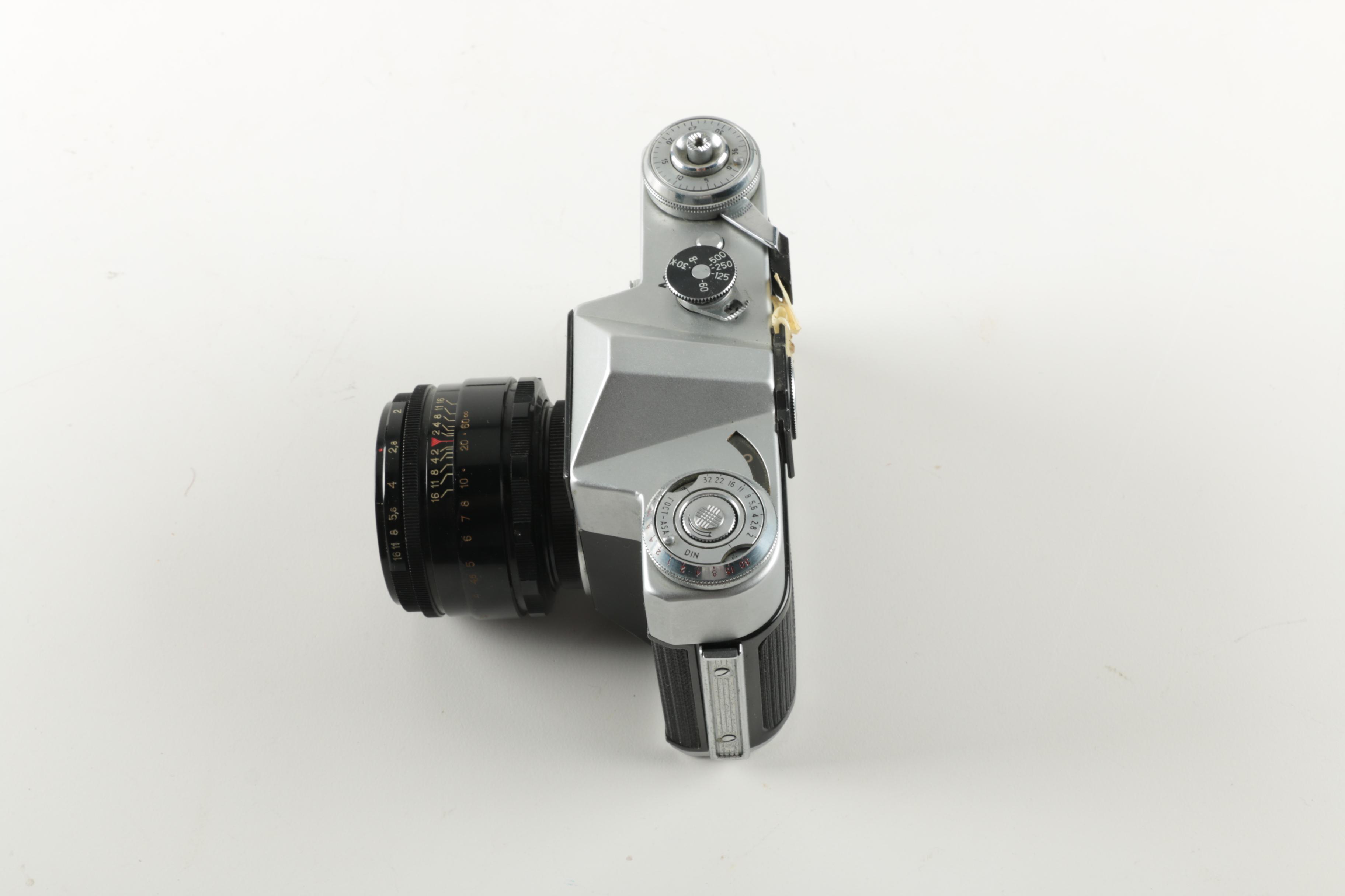 Vintage Zenit-E Camera