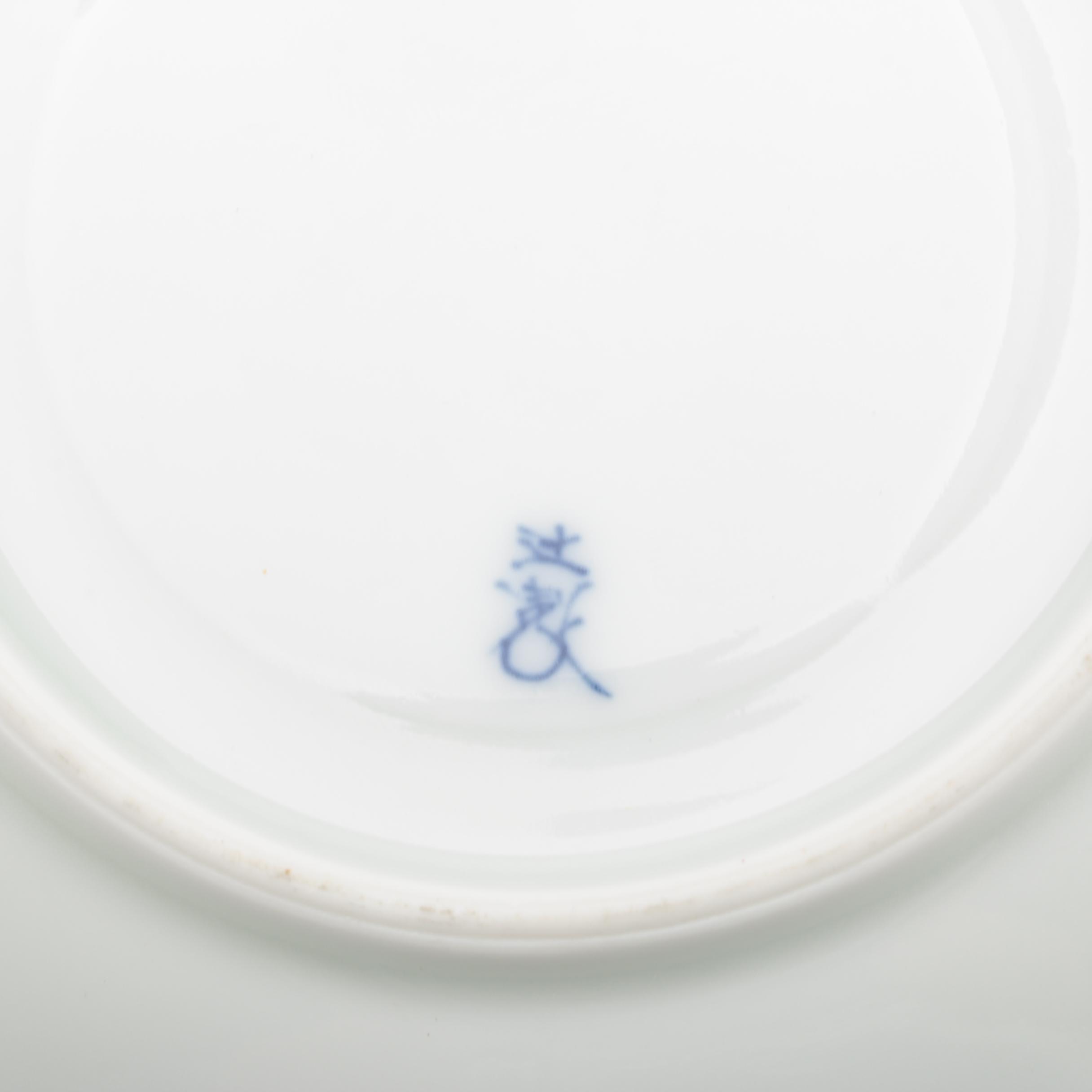 Japanese Imari Ware Porcelain Teacup and Saucer