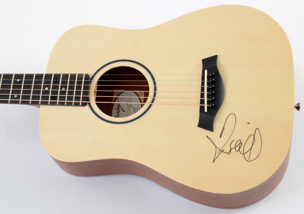 One Direction Niall Horan Signed Taylor Acoustic Guitar and Case
