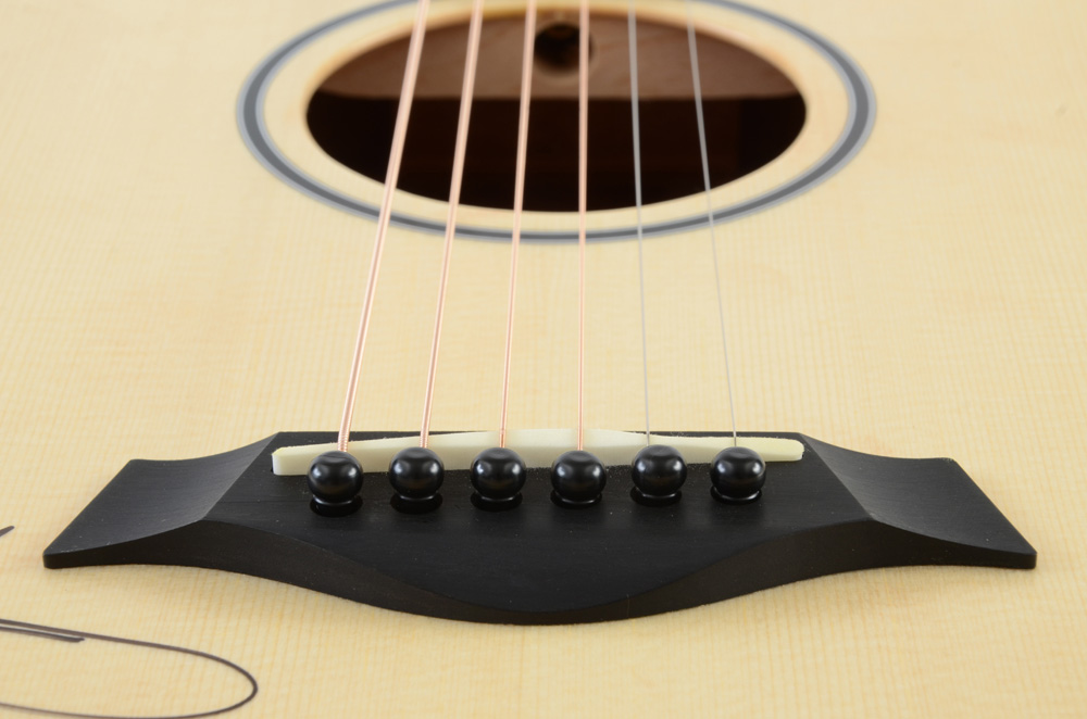 One Direction Niall Horan Signed Taylor Acoustic Guitar and Case