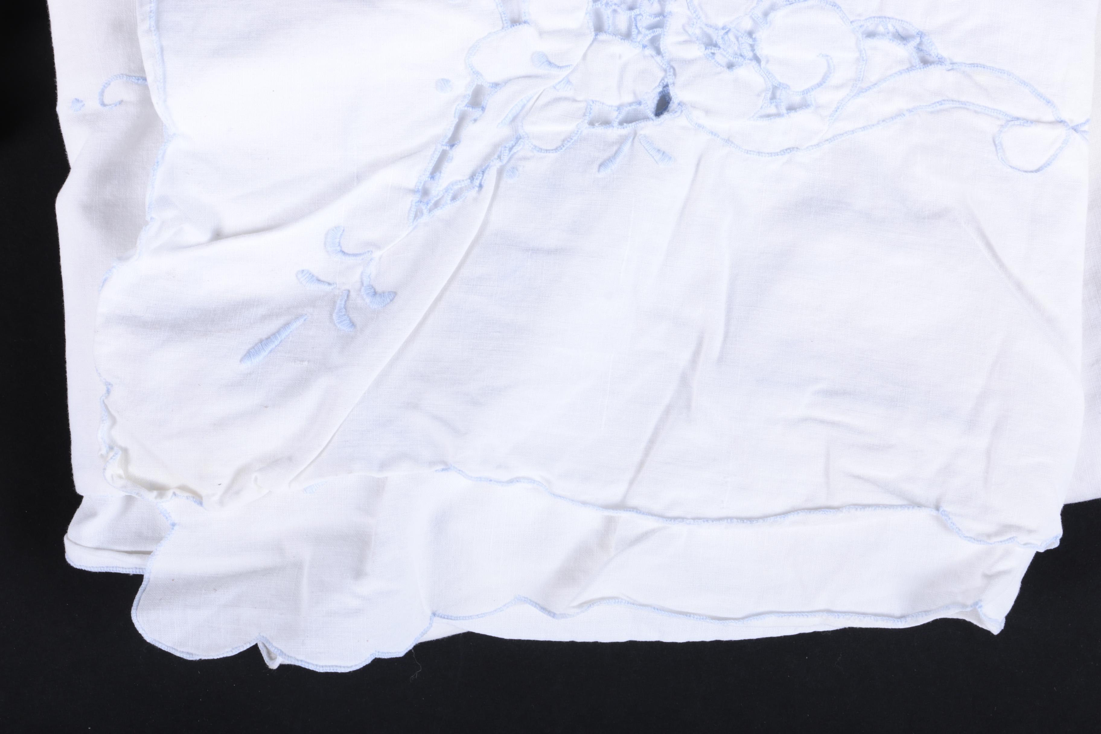 Assortment of Vintage Linens