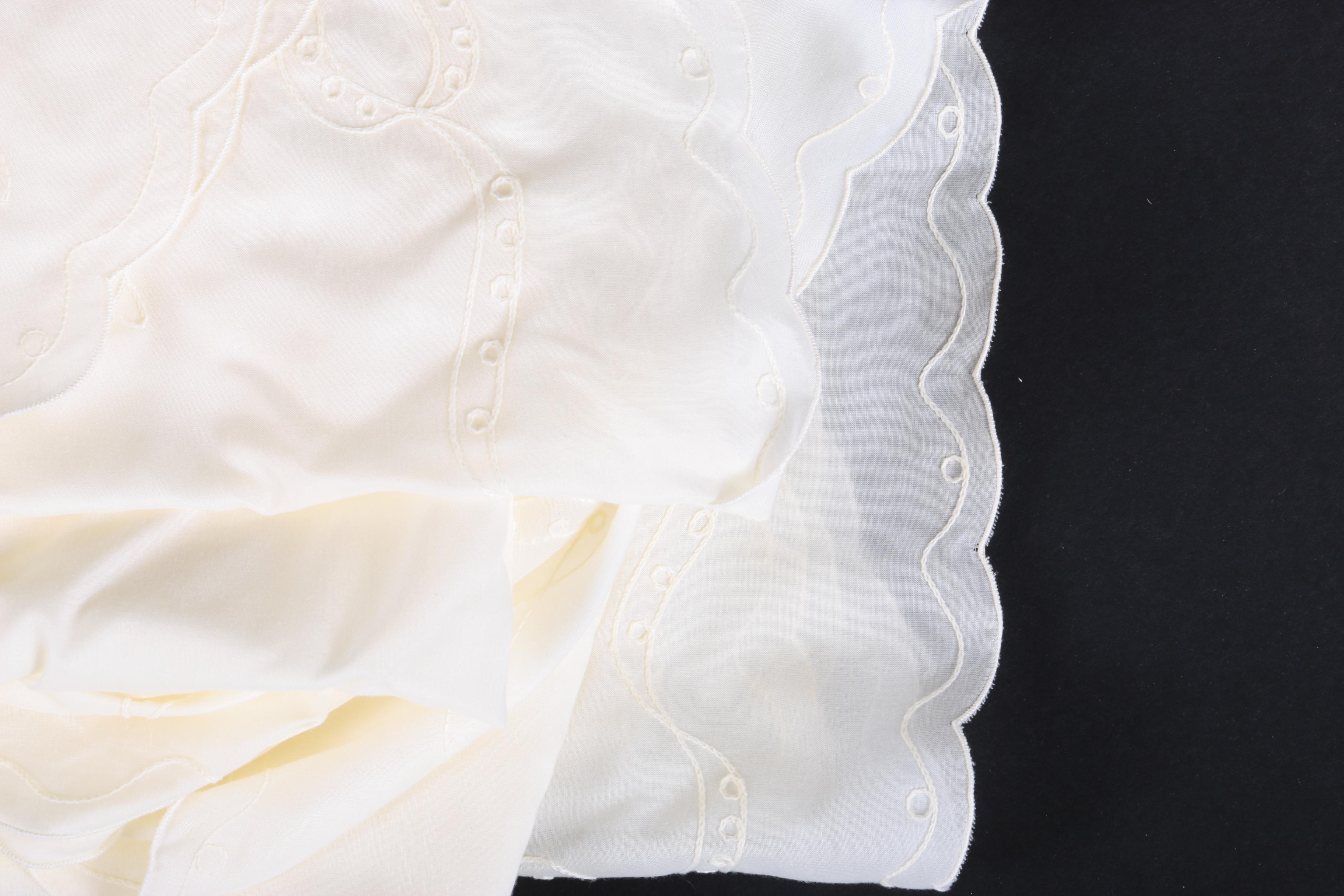 Assortment of Vintage Linens